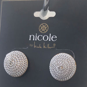 Nicole Stylish Earring
